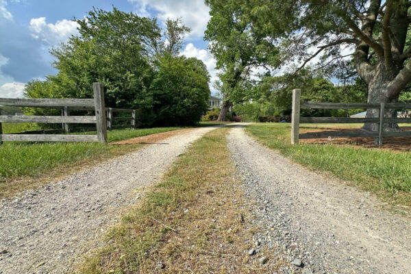 luck_farmhouse-18