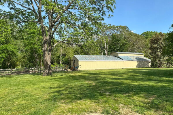 luck_farmhouse-20