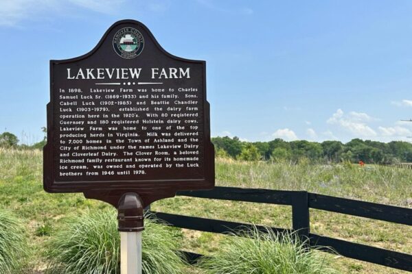 luck_farmhouse-22
